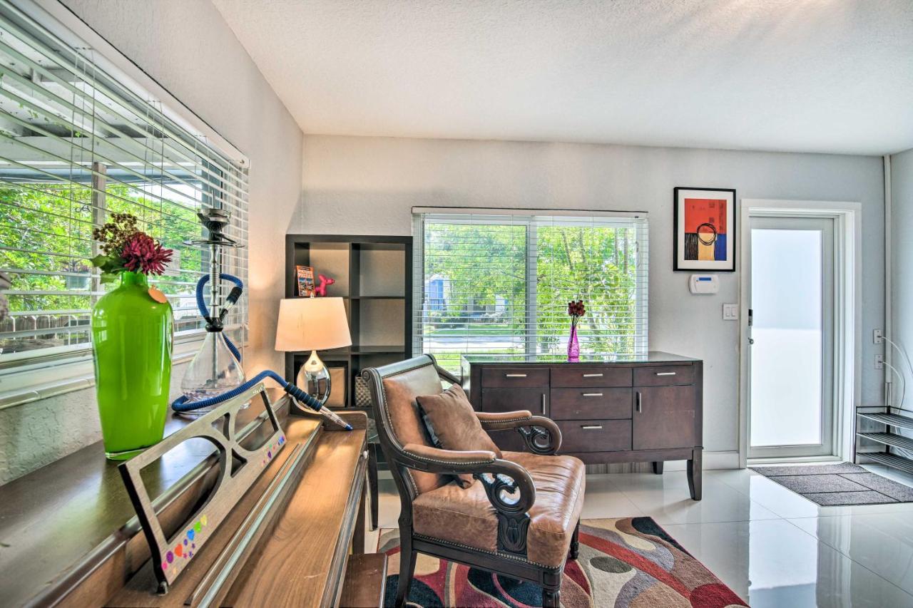 Shady And Eclectic Fort Lauderdale Dwelling With Yard! Exteriör bild